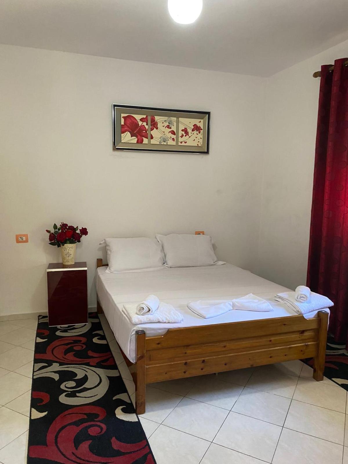 Ersi Apartment Durrës Esterno foto